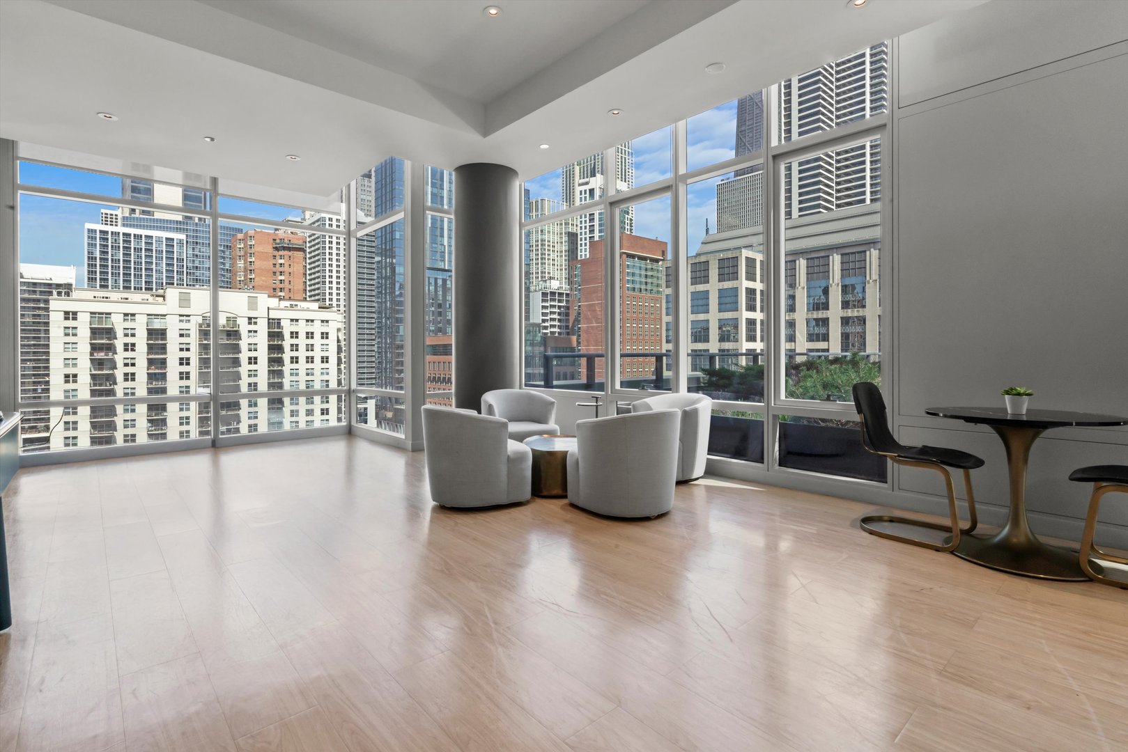 23 W Chicago Avenue Unit: 3609