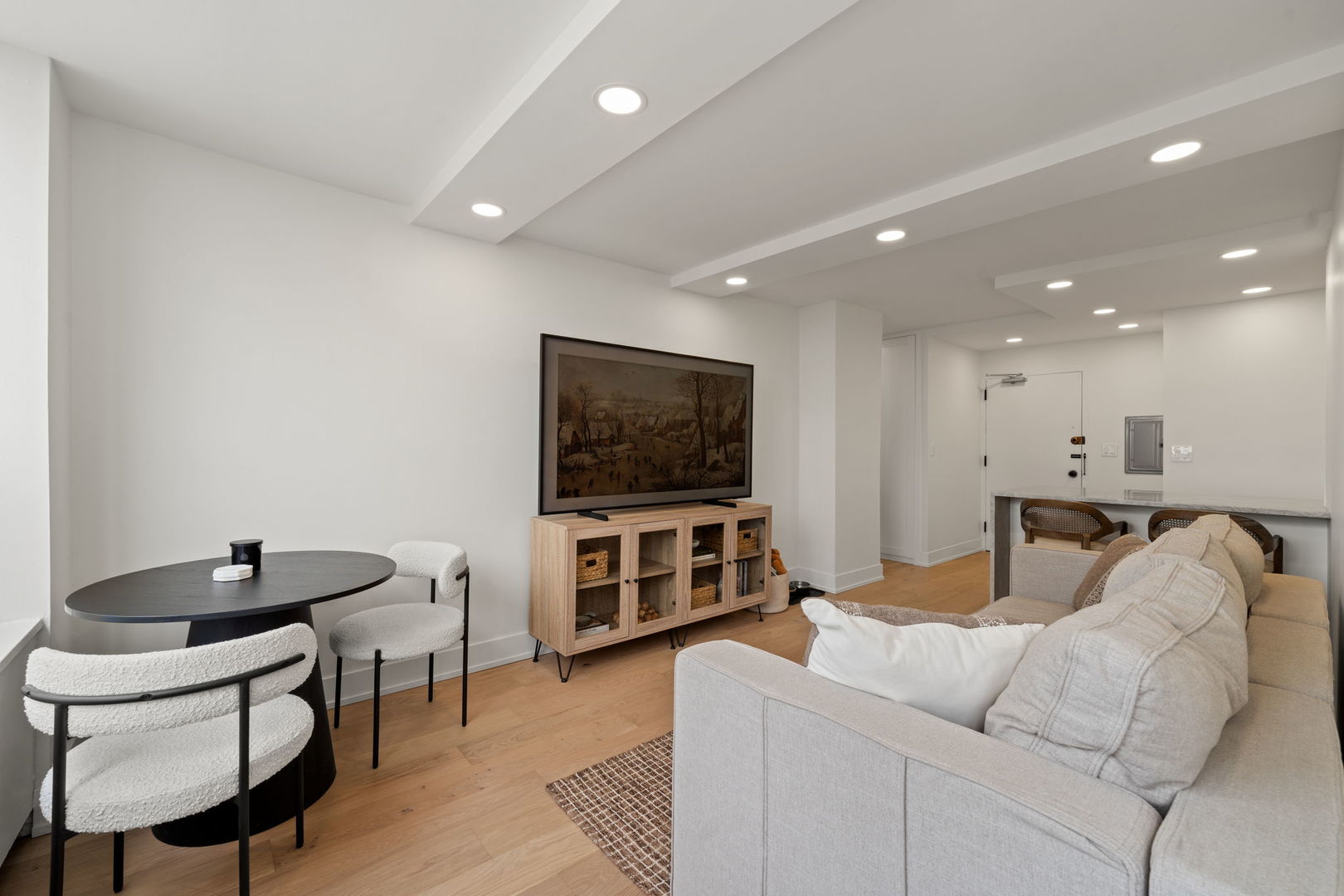 1460 N Sandburg Terrace Unit: 1610A