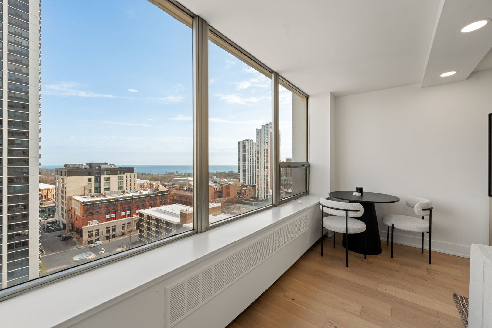 1460 N Sandburg Terrace Unit: 1610A