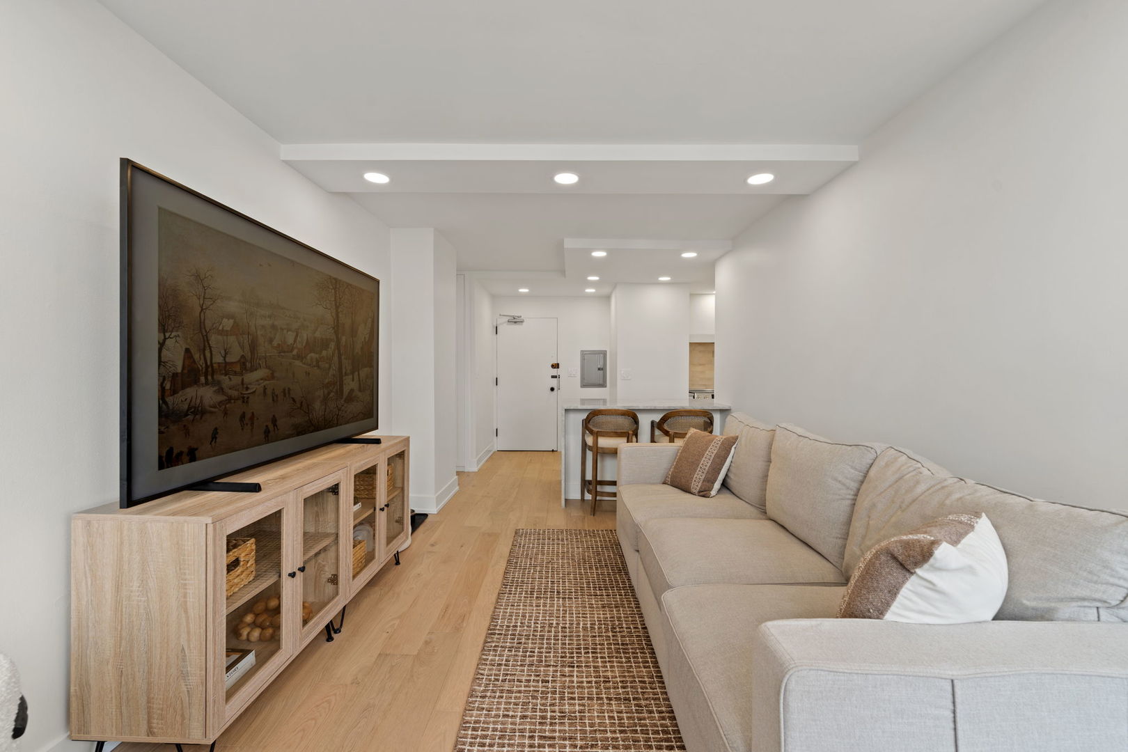 1460 N Sandburg Terrace Unit: 1610A