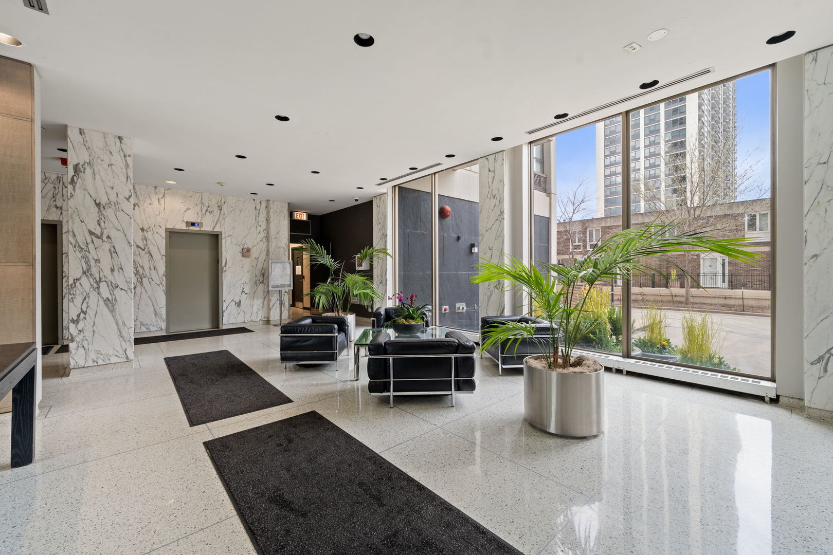 1460 N Sandburg Terrace Unit: 1610A