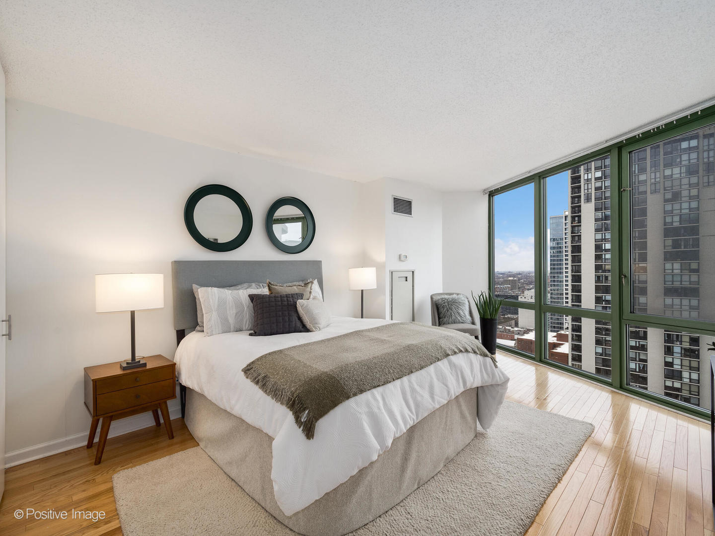 111 W Maple Street Unit: 2403