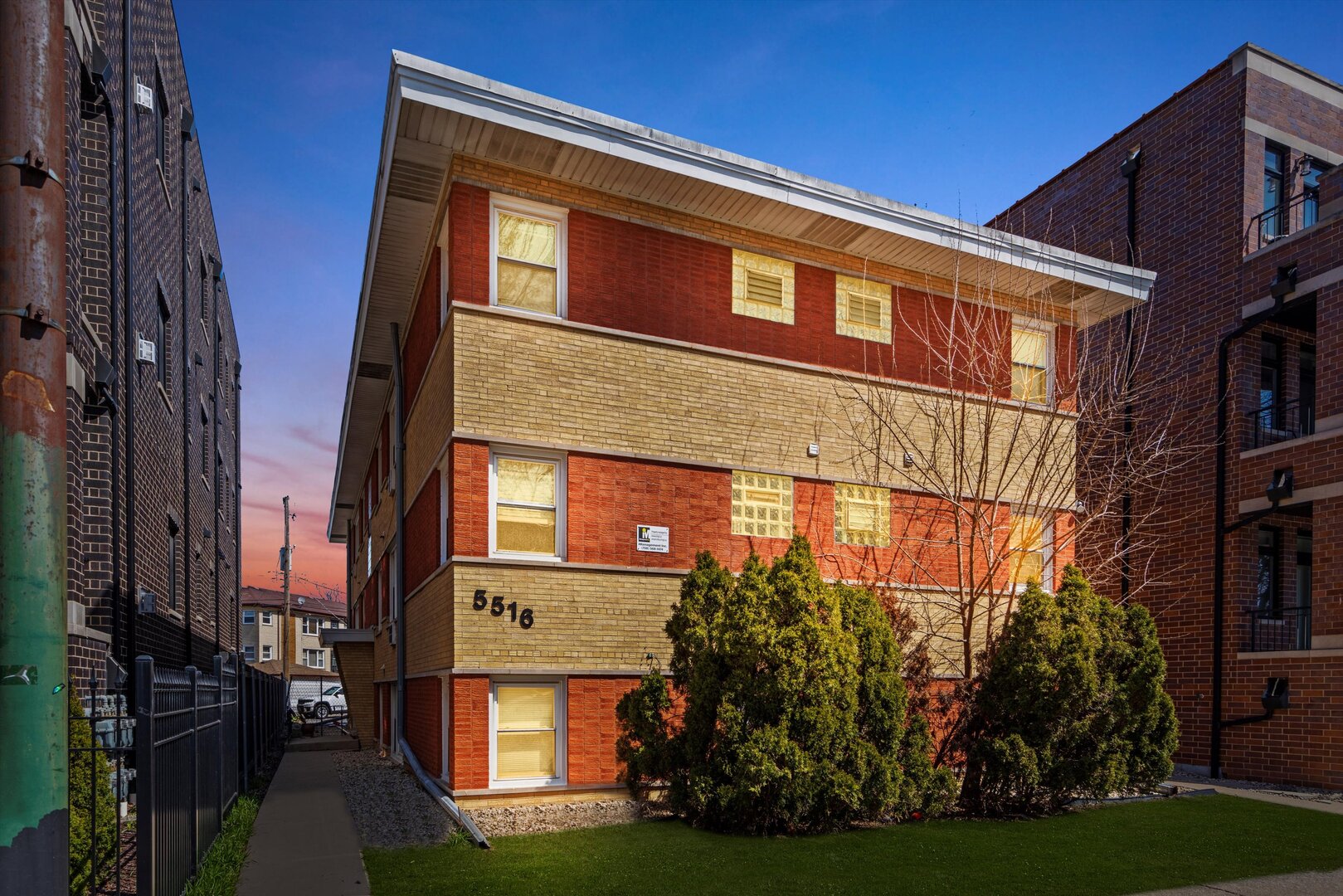 5516 W HIGGINS Avenue Unit: 2NE