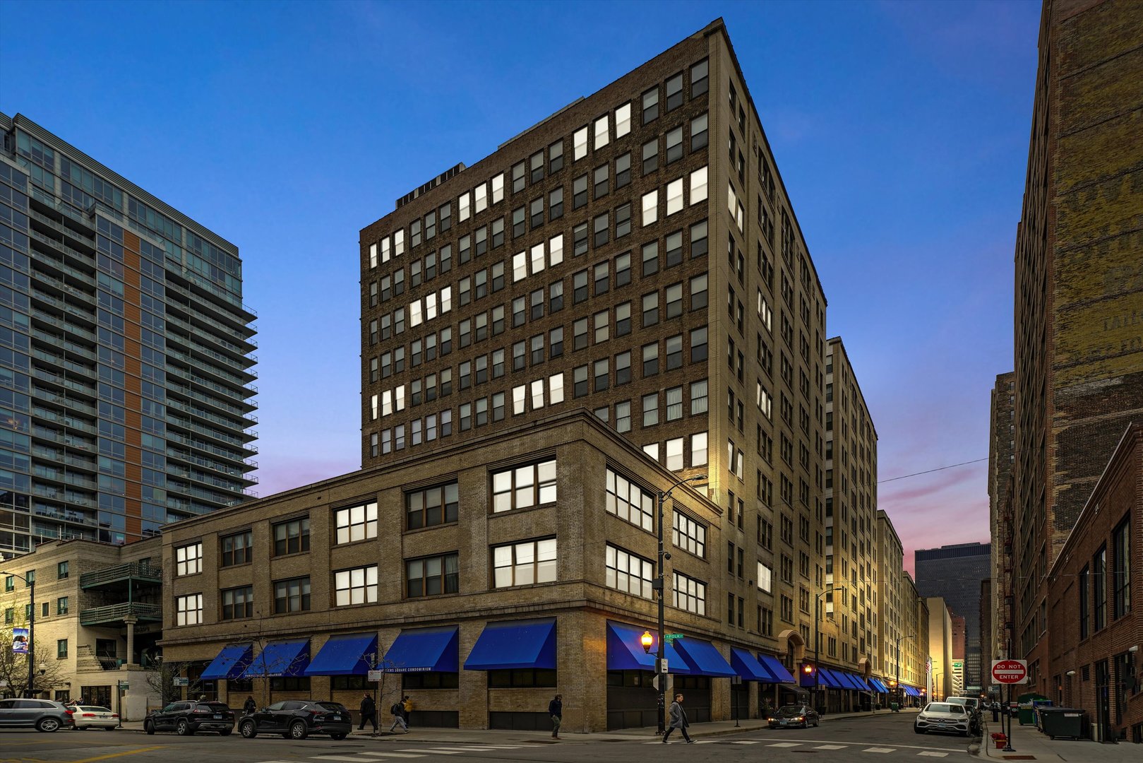 780 S FEDERAL Street Unit: 1207