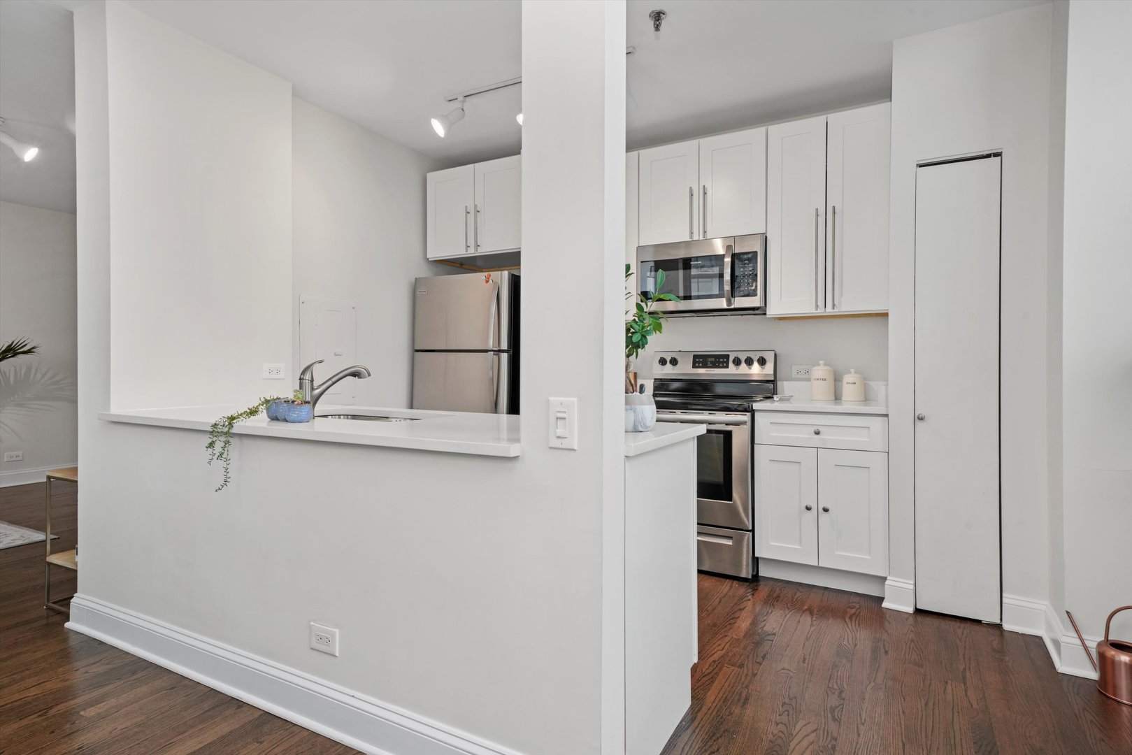 780 S FEDERAL Street Unit: 1207