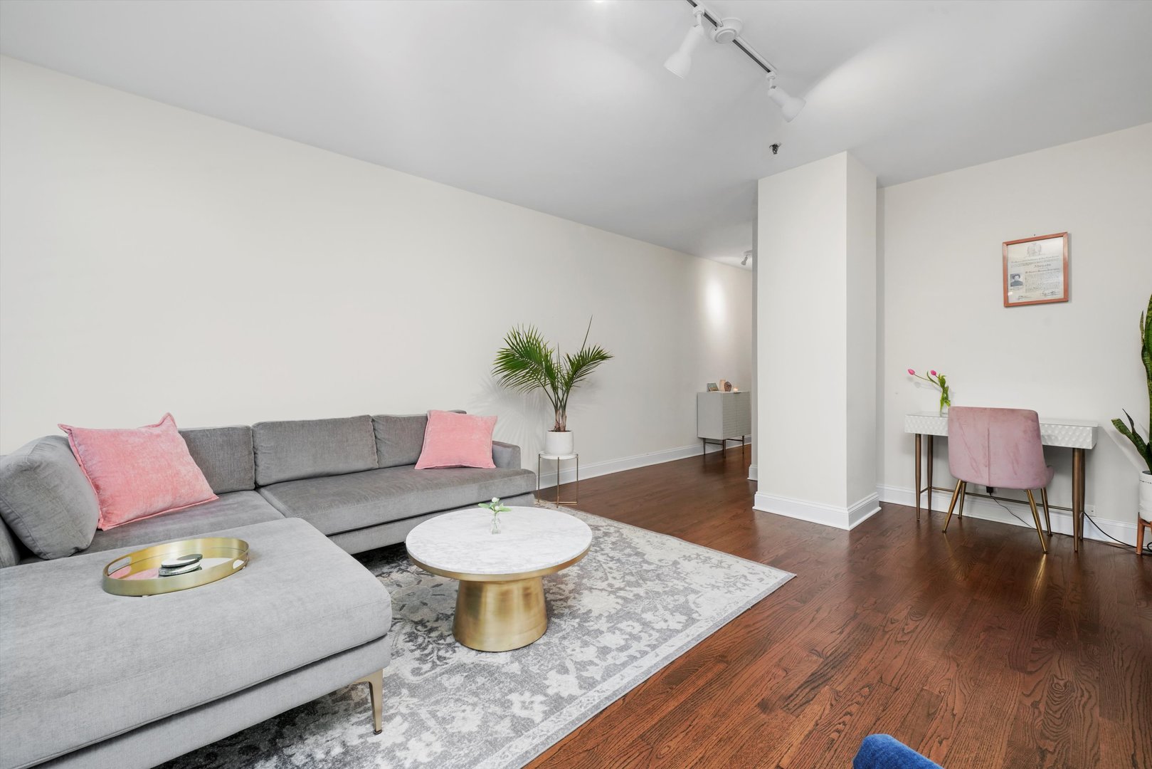 780 S FEDERAL Street Unit: 1207