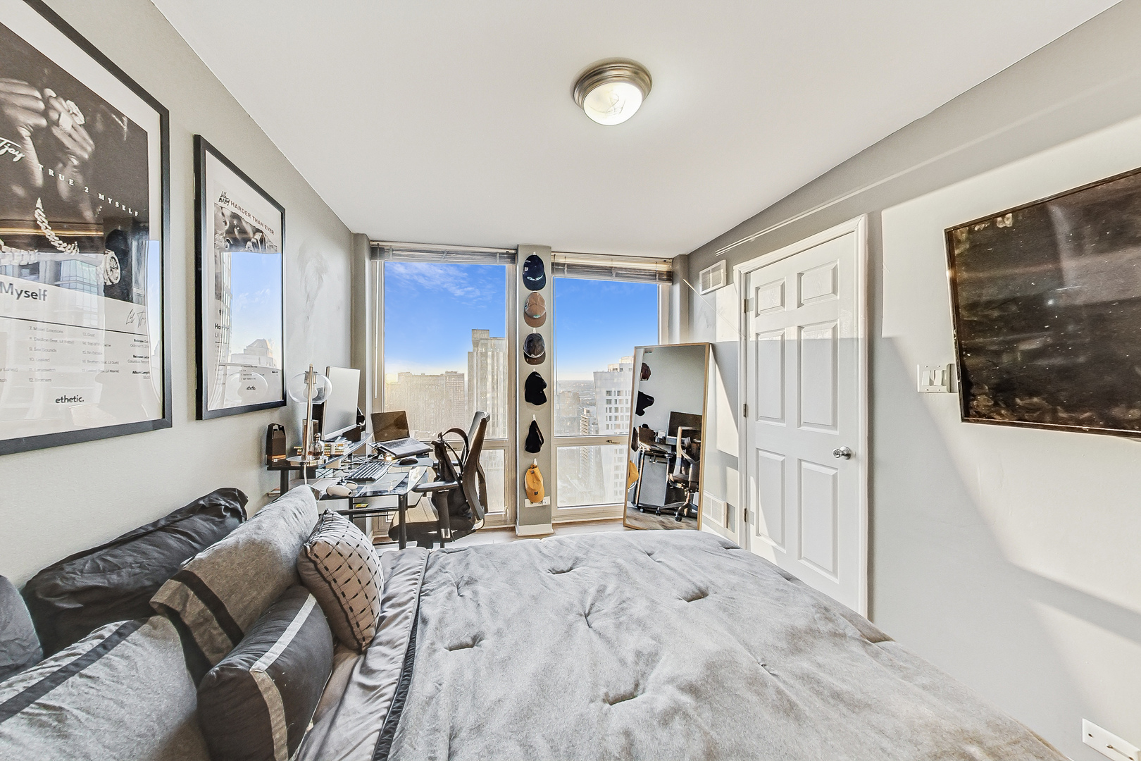 111 E CHESTNUT Street Unit: 37B