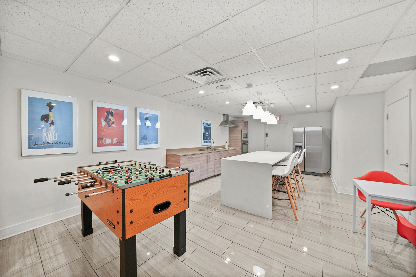 1221 N Dearborn Street Unit: 1407N