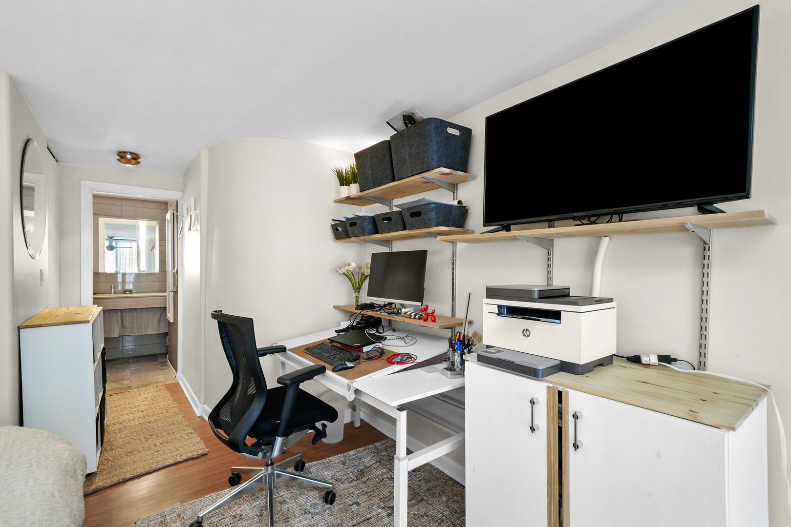 1221 N Dearborn Street Unit: 1407N