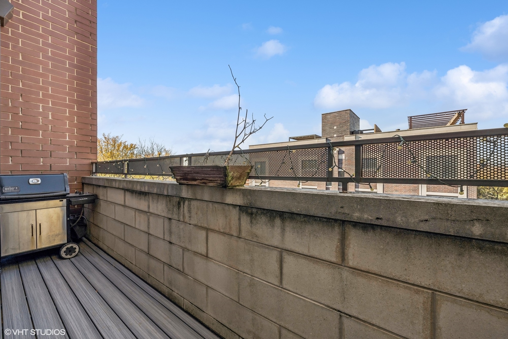 2259 W Wabansia Avenue Unit: 410