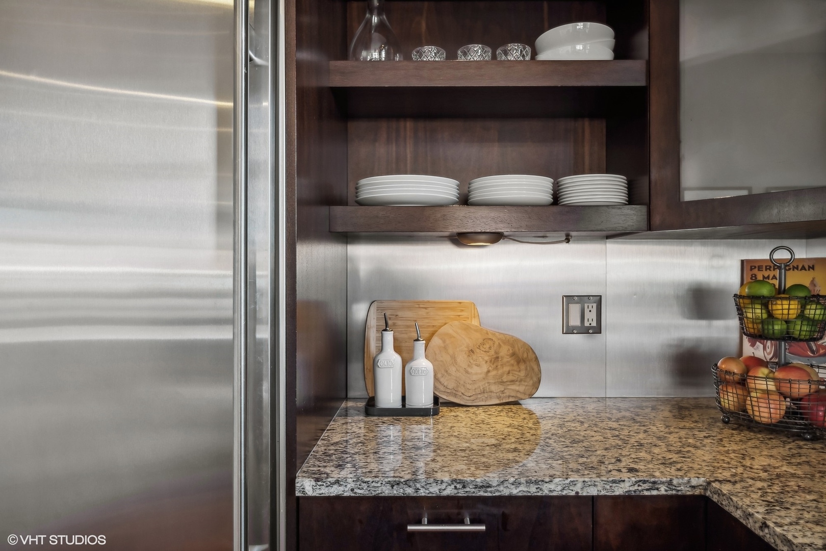 2259 W Wabansia Avenue Unit: 410