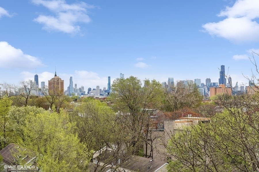 2259 W Wabansia Avenue Unit: 410