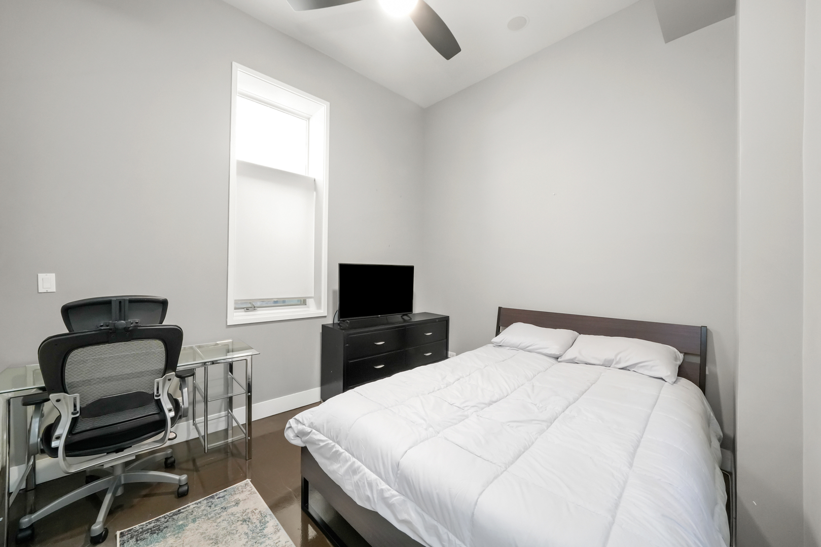 1375 N Milwaukee Avenue Unit: 2R