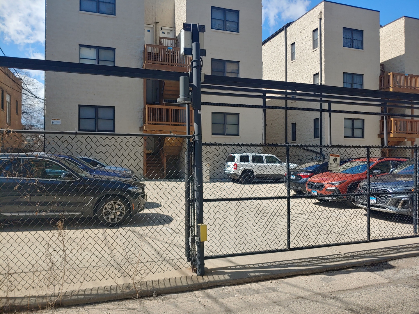 4541 N MALDEN Street Unit: GN