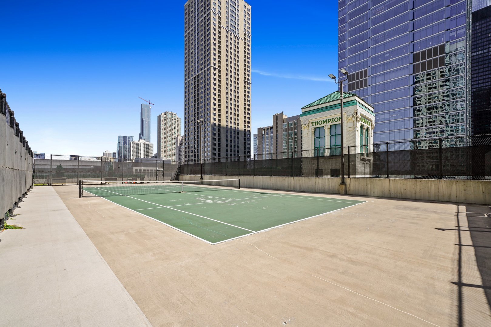 345 N LaSalle Drive Unit: 1502