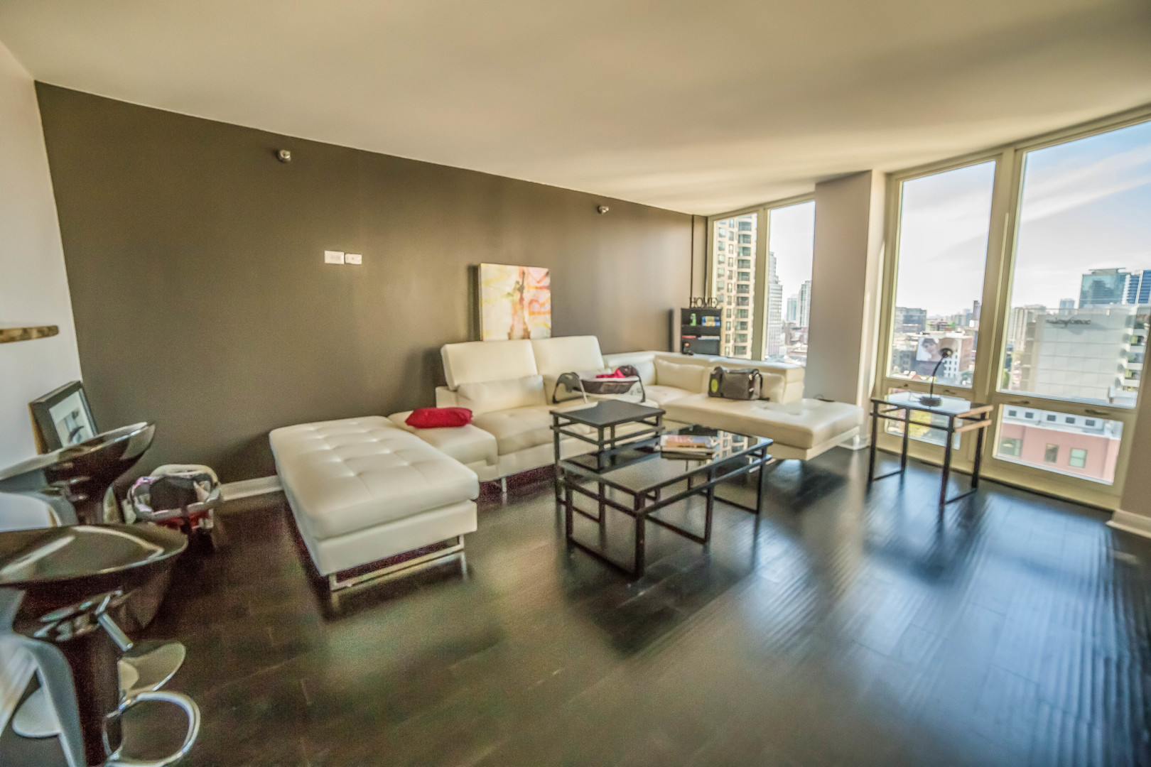 345 N LaSalle Drive Unit: 1502