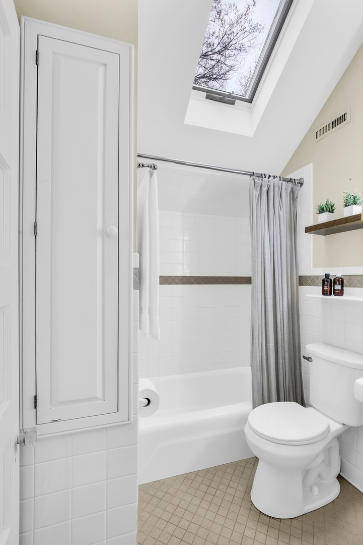 1404 W Hollywood Avenue