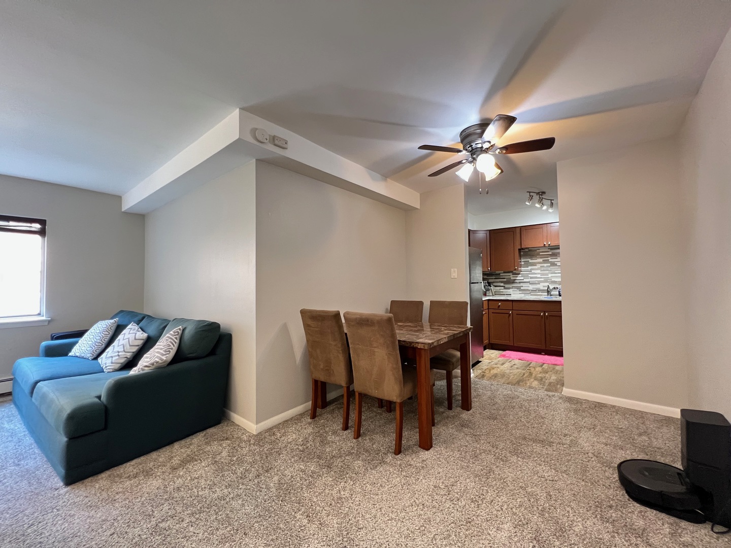 3620 N Pine Grove Avenue Unit: 204