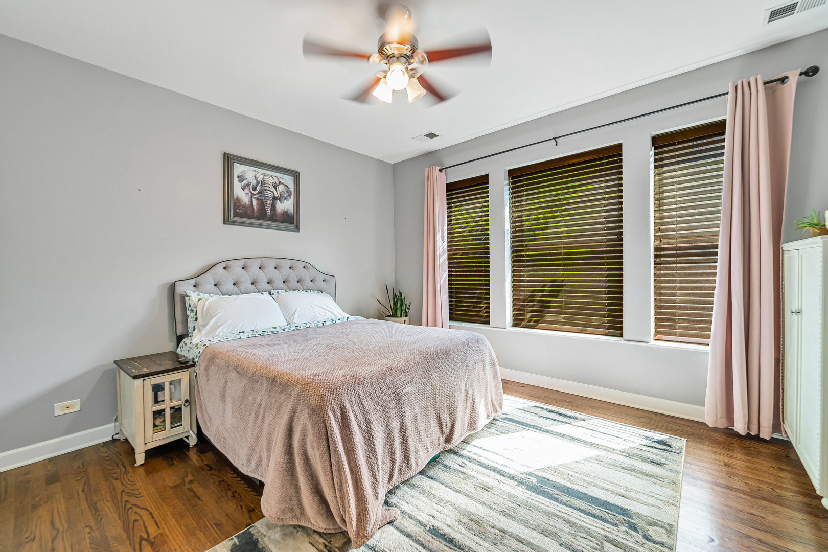 5016 N Sheridan Road Unit: 1