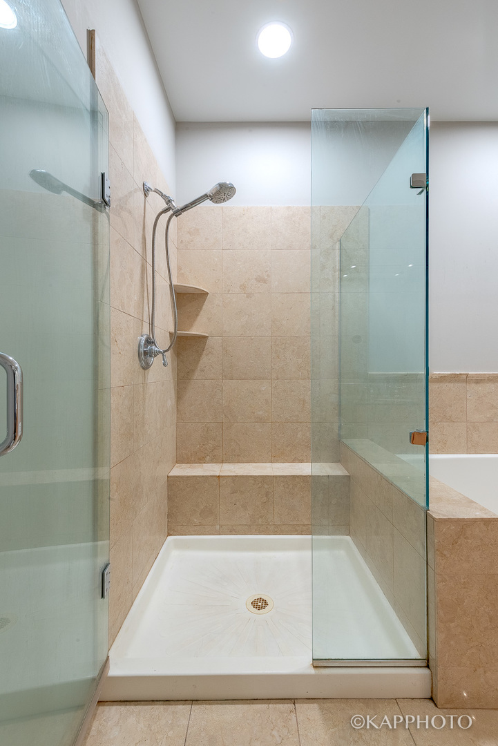 1355 W Washington Boulevard Unit: 4E