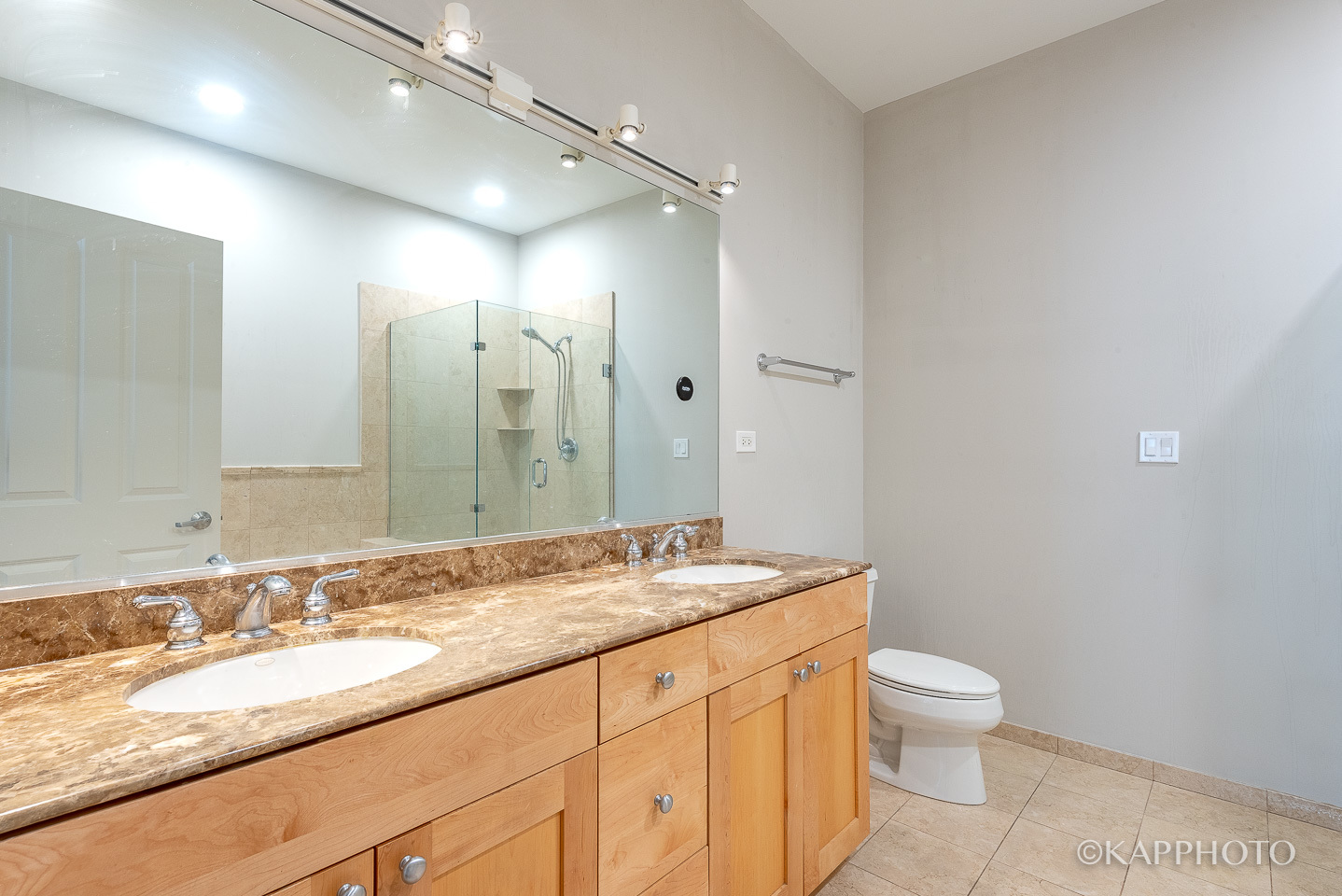 1355 W Washington Boulevard Unit: 4E