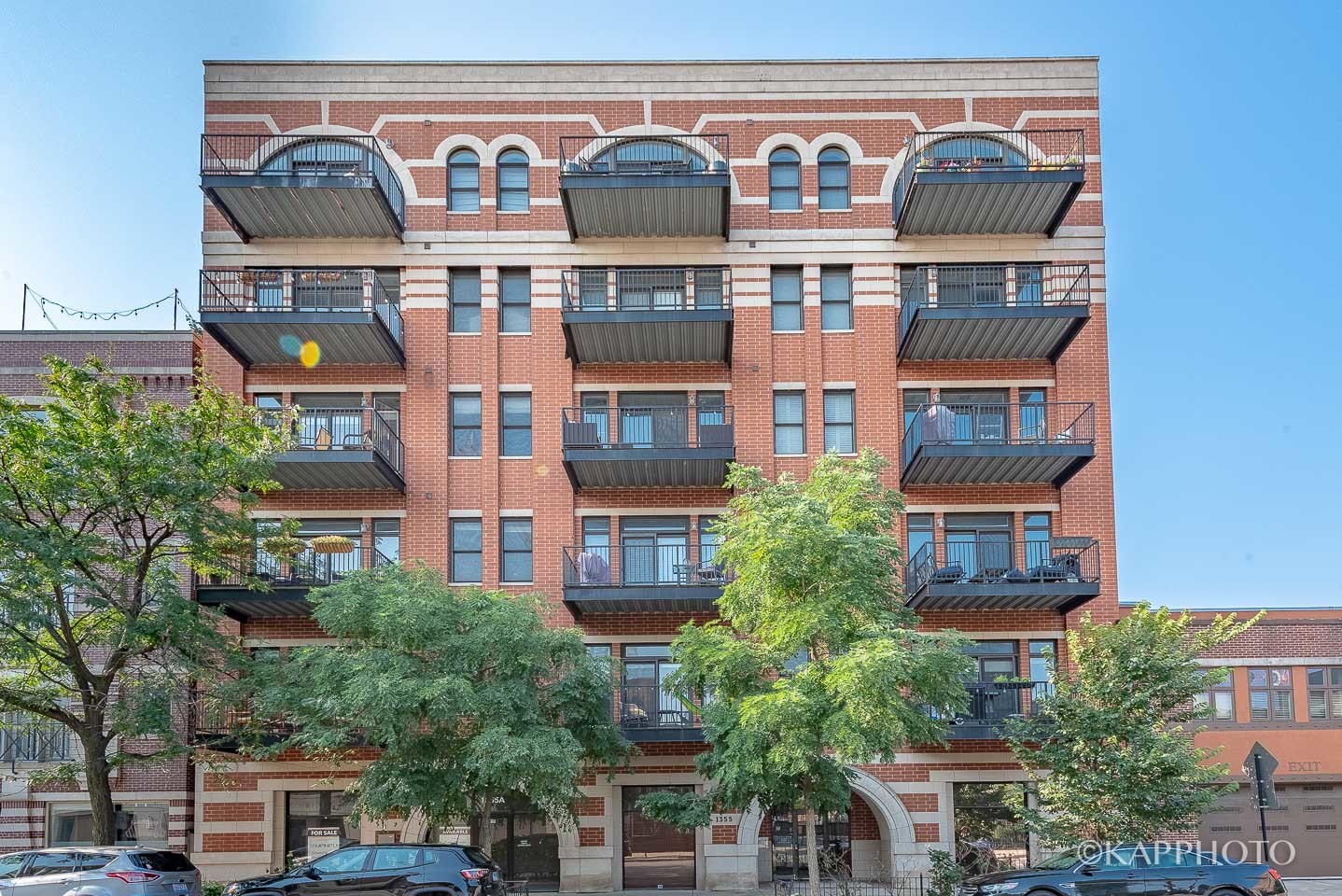 1355 W Washington Boulevard Unit: 4E