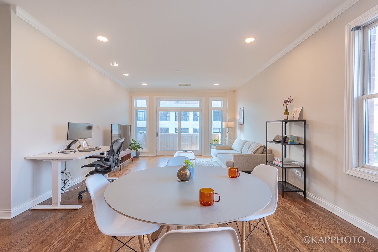 1355 W Washington Boulevard Unit: 4E