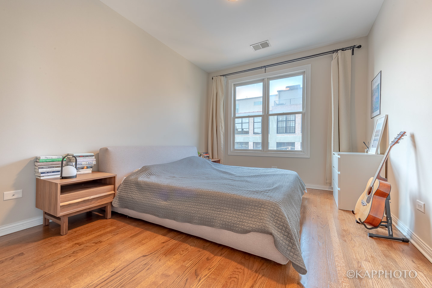 1355 W Washington Boulevard Unit: 4E