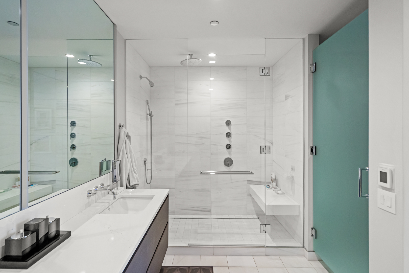 366 W Superior Street Unit: 501