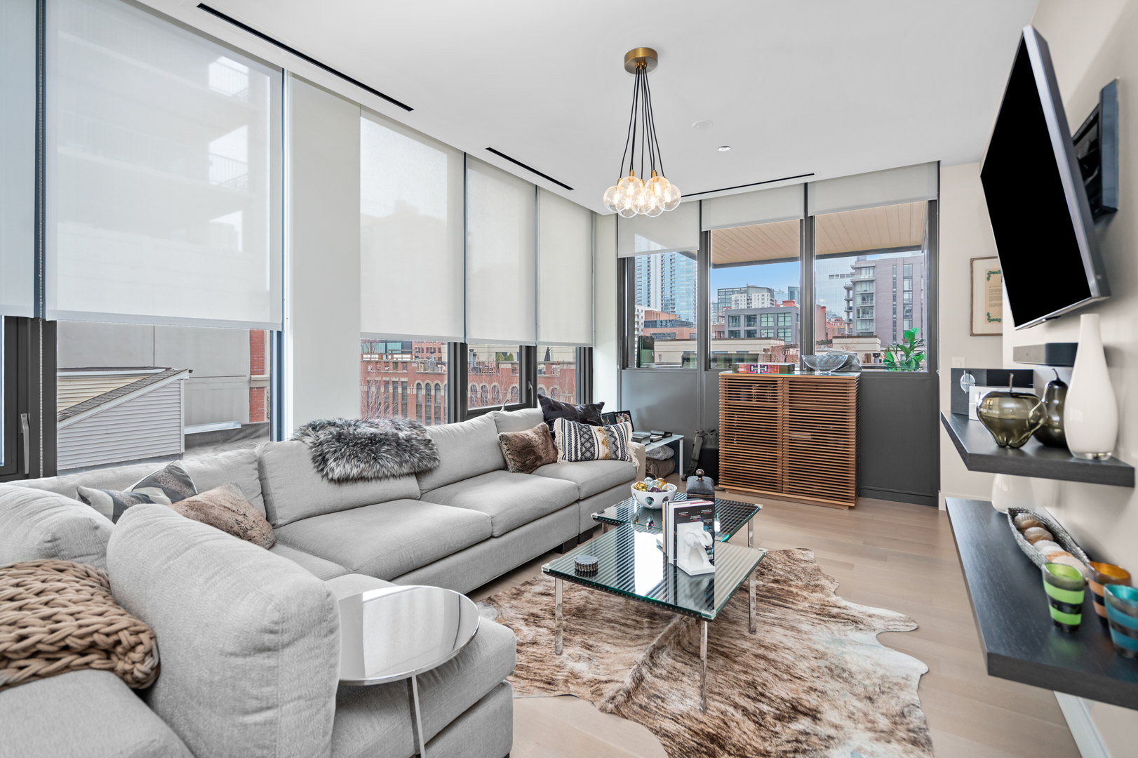 366 W Superior Street Unit: 501