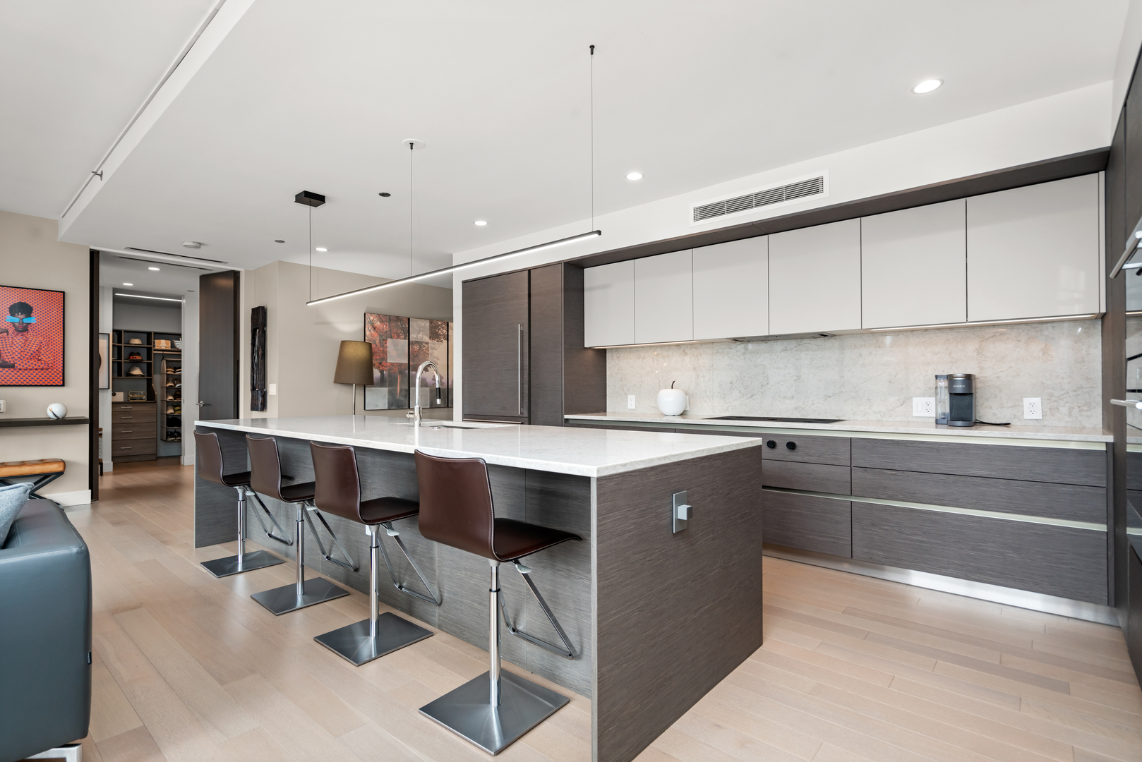 366 W Superior Street Unit: 501