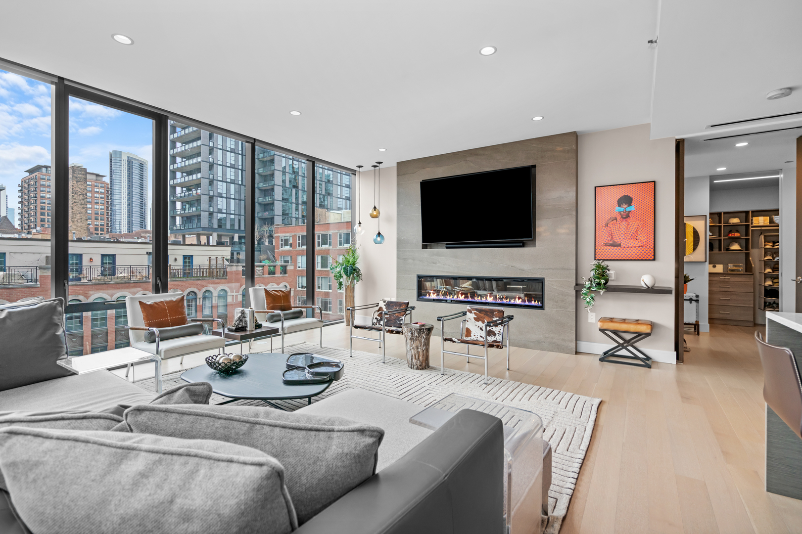 366 W Superior Street Unit: 501
