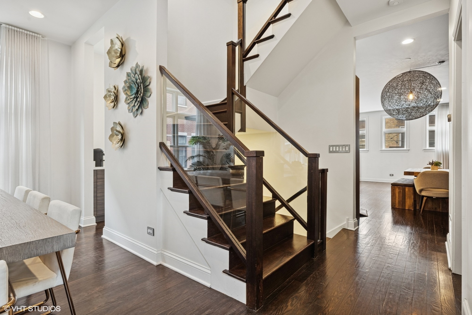 2324 W WABANSIA Avenue Unit: 5