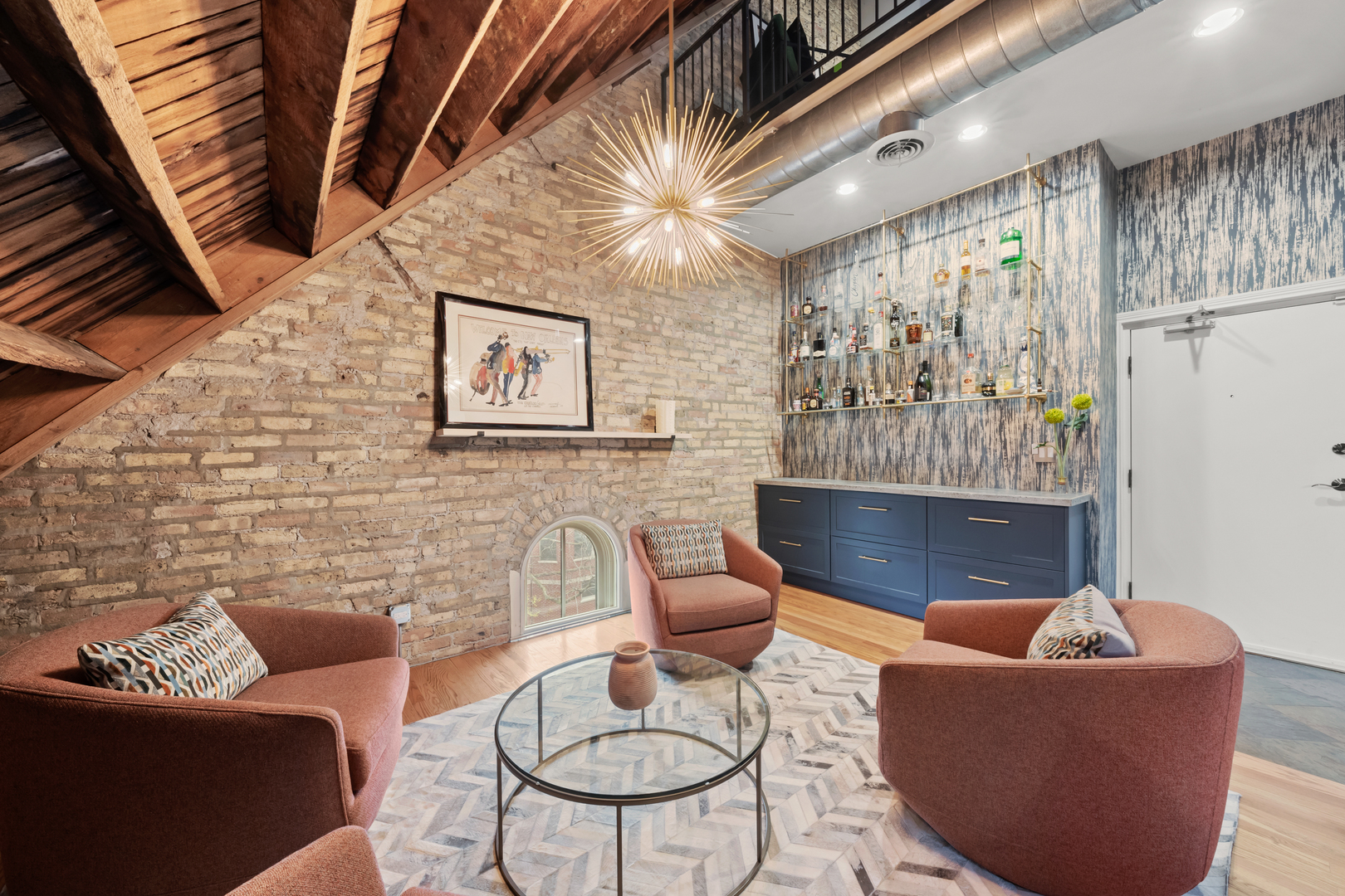 1547 N LEAVITT Street Unit: 3S