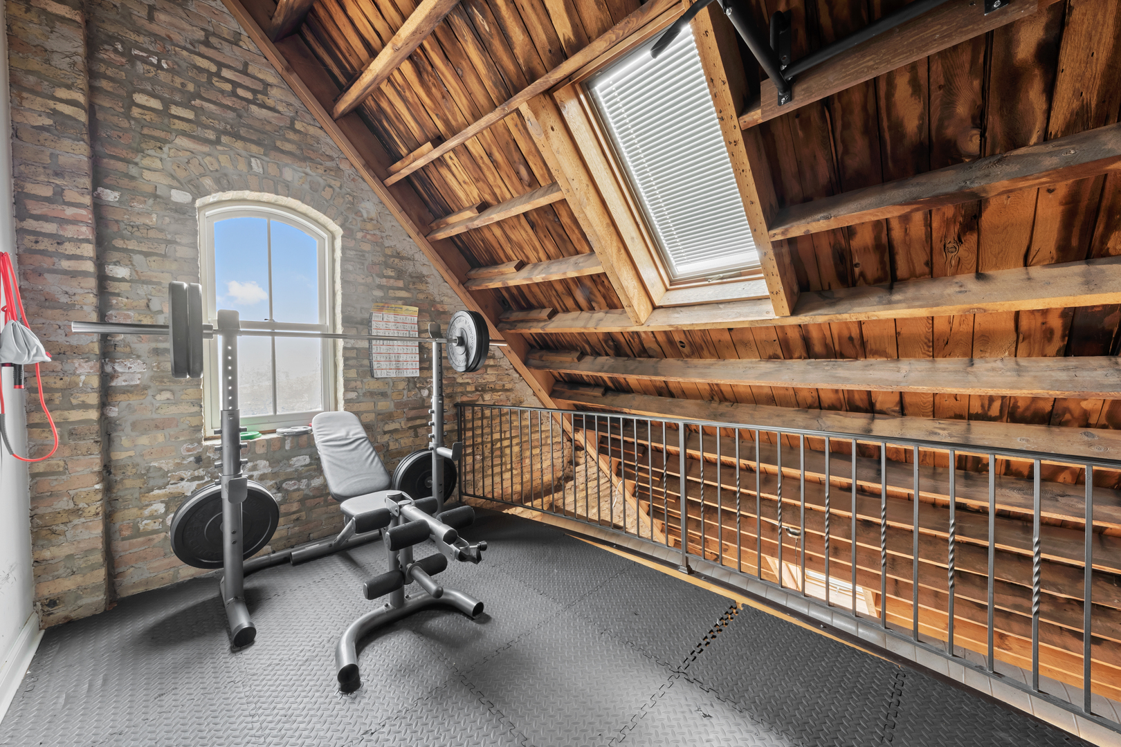 1547 N LEAVITT Street Unit: 3S