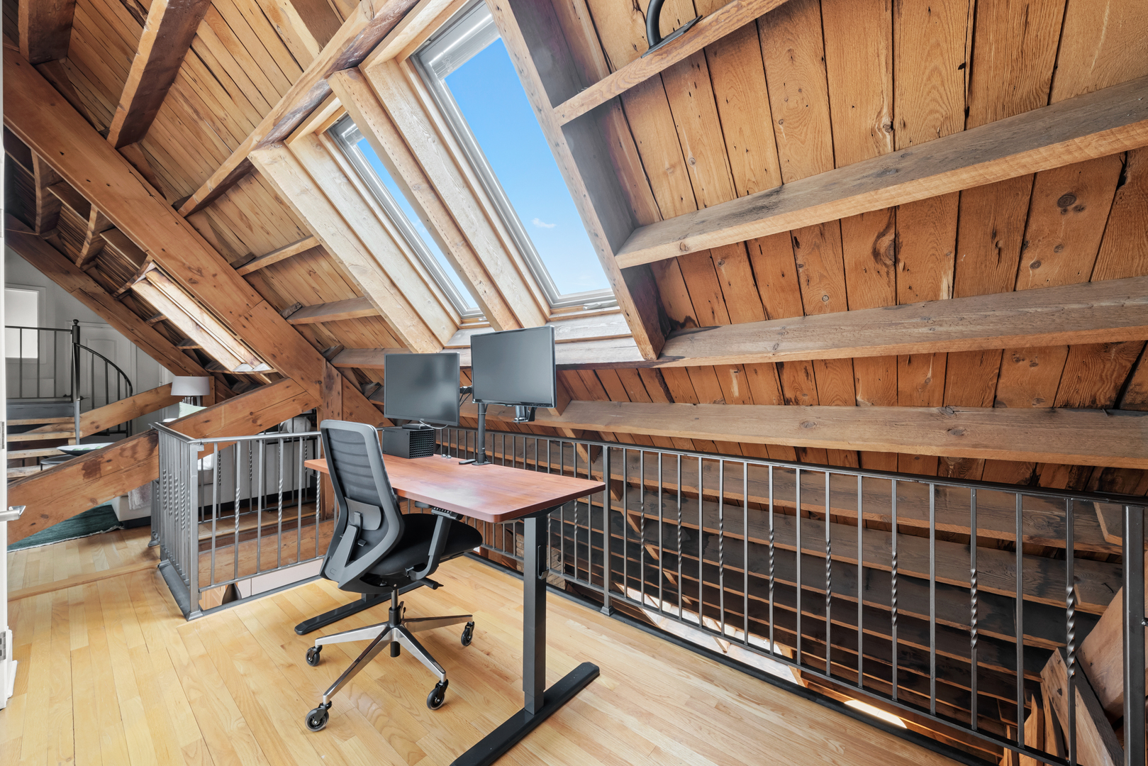 1547 N LEAVITT Street Unit: 3S