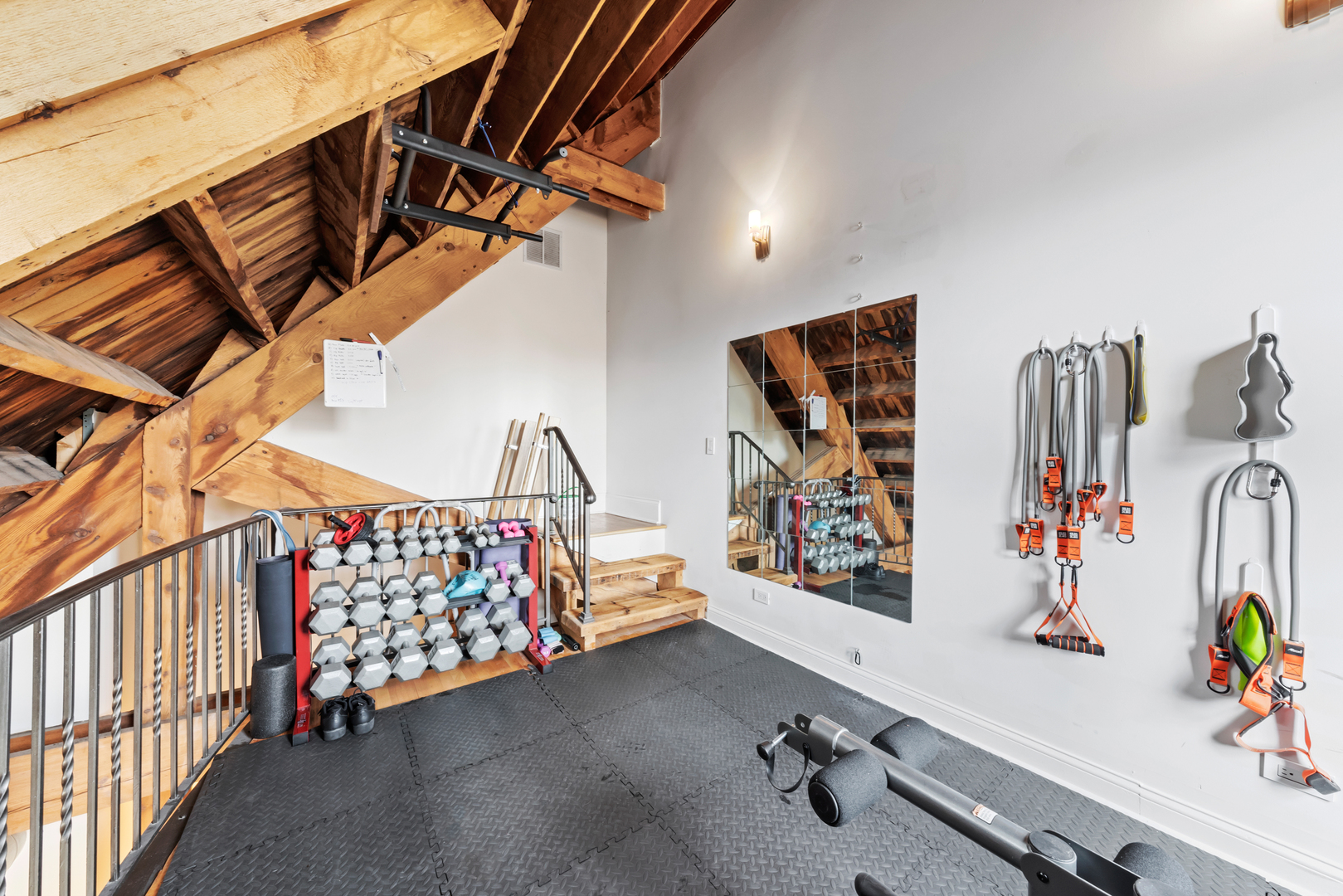 1547 N LEAVITT Street Unit: 3S