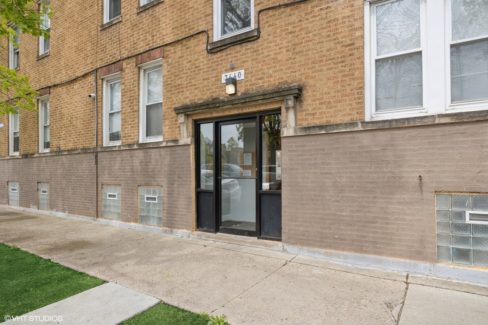 3440 W Leland Avenue Unit: 3W