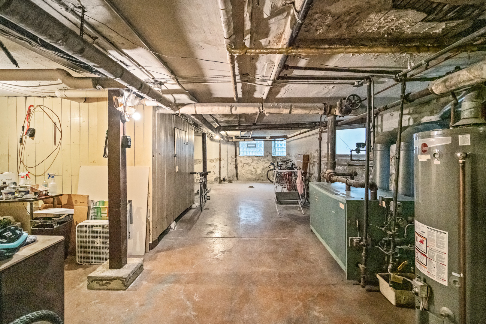 1336 W Cornelia Avenue