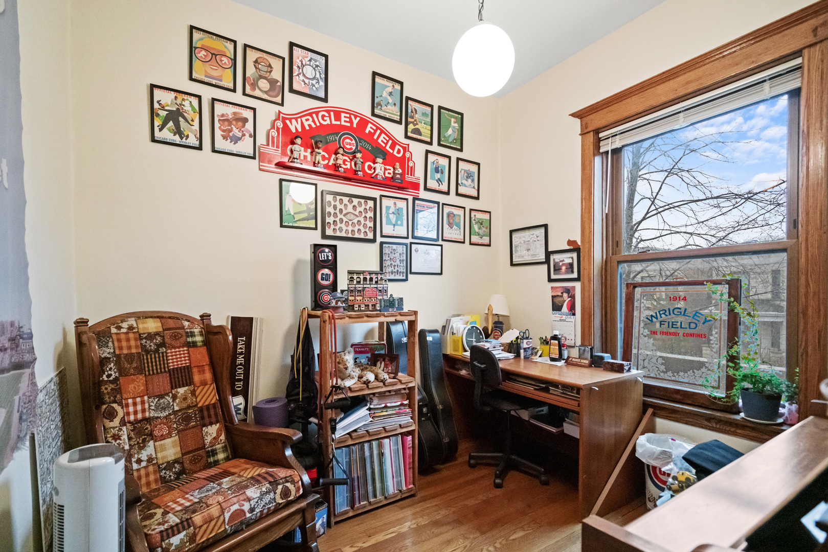 1336 W Cornelia Avenue