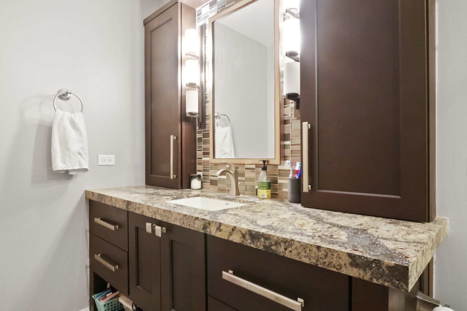 33 W Huron Street Unit: 301