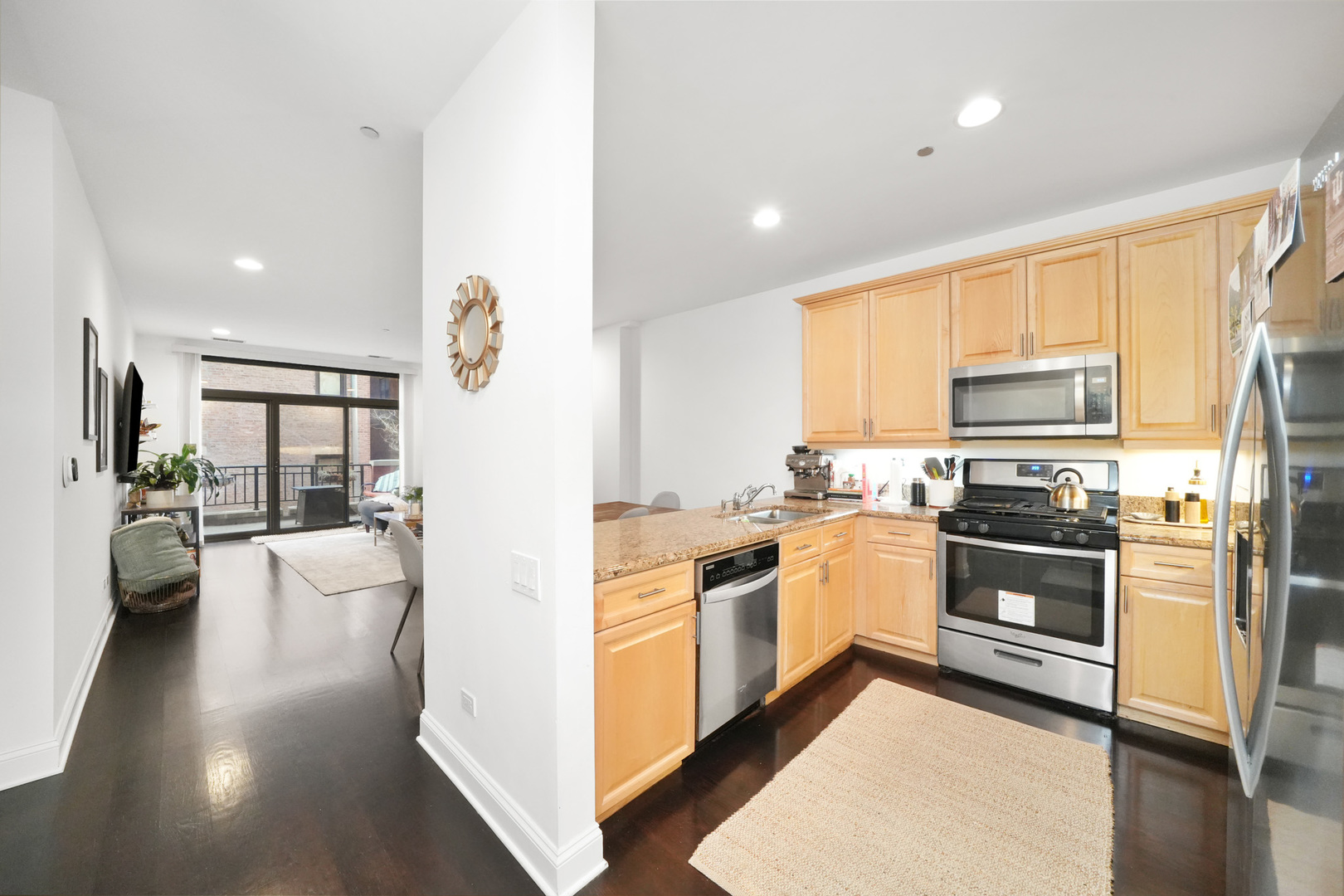 33 W Huron Street Unit: 301