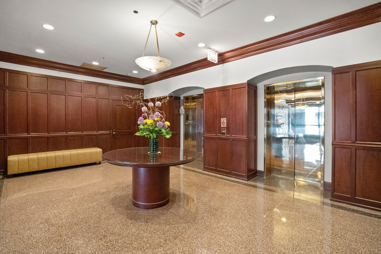 33 W Huron Street Unit: 301