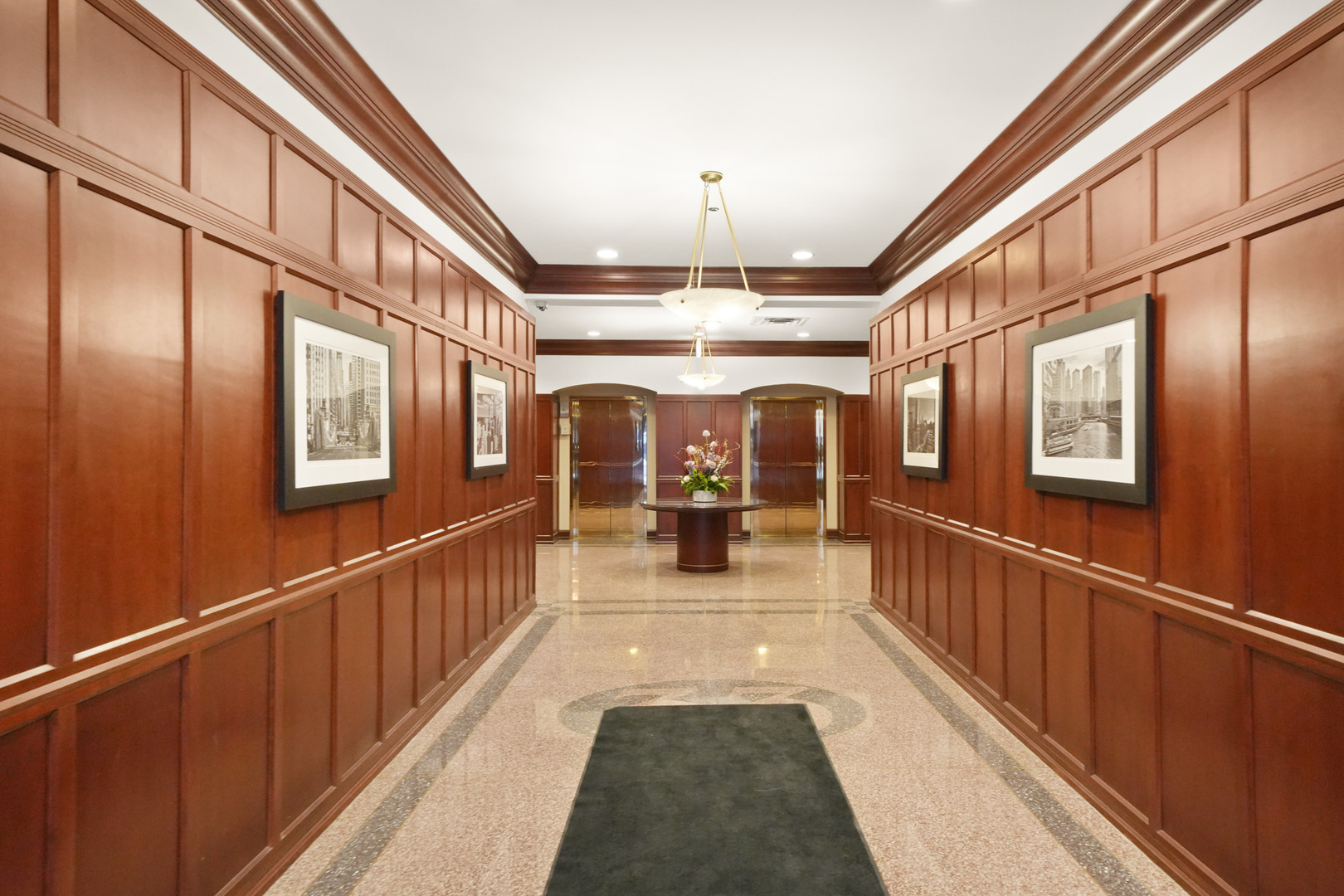 33 W Huron Street Unit: 301
