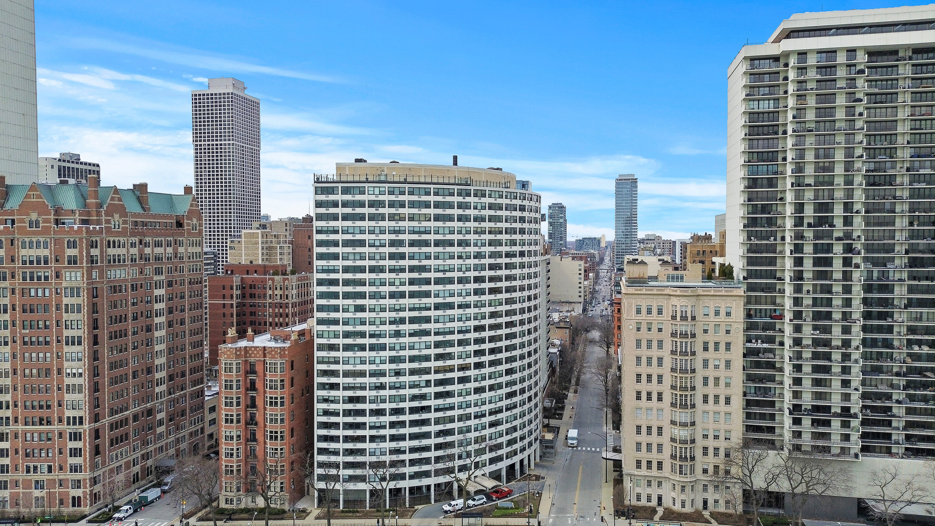 1150 N Lake Shore Drive Unit: 13G
