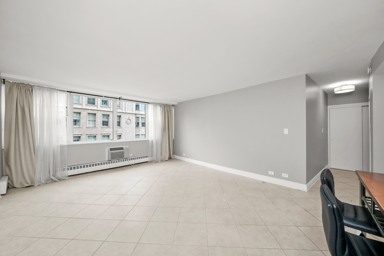 1150 N Lake Shore Drive Unit: 13G