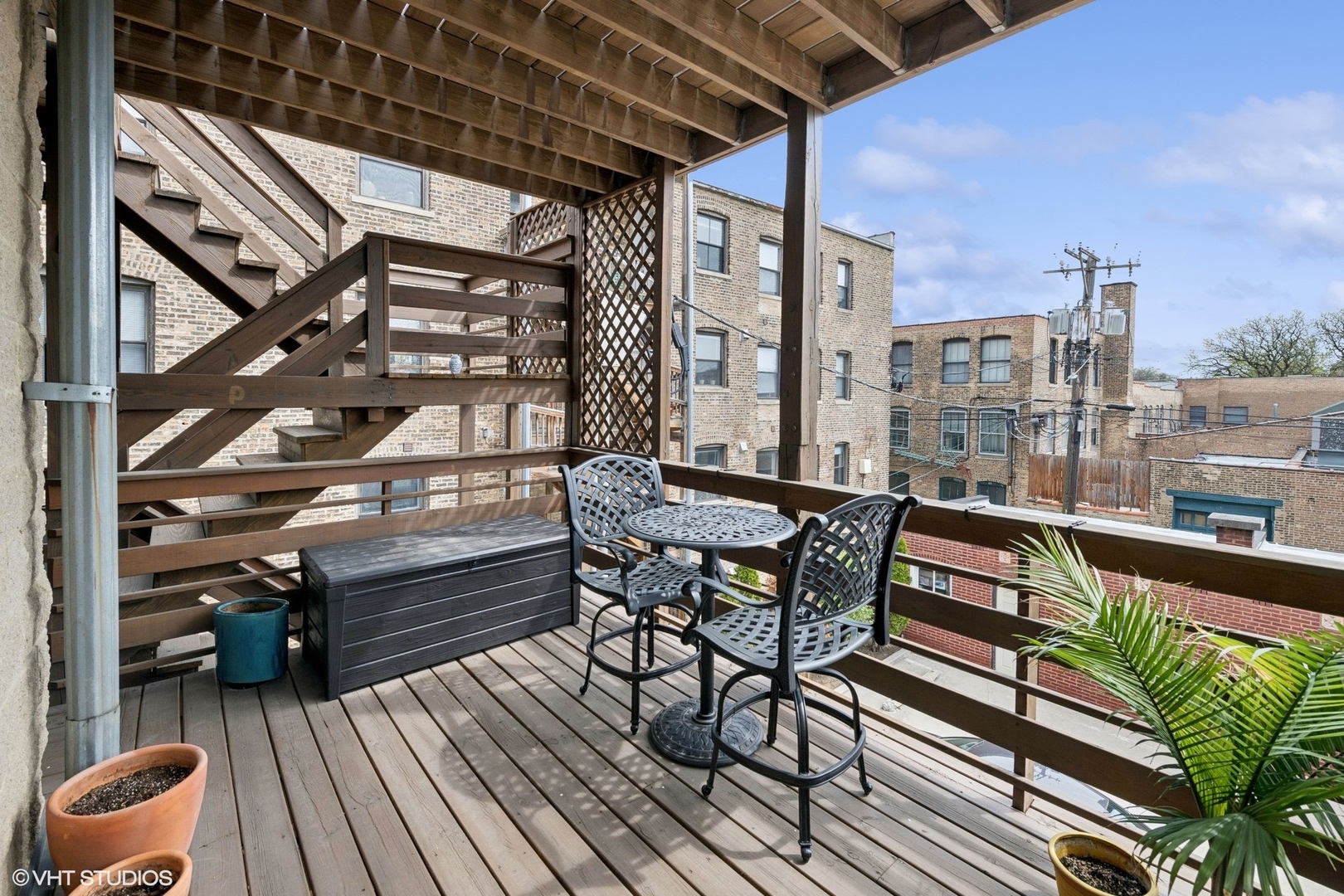 4647 N WOLCOTT Avenue Unit: 2