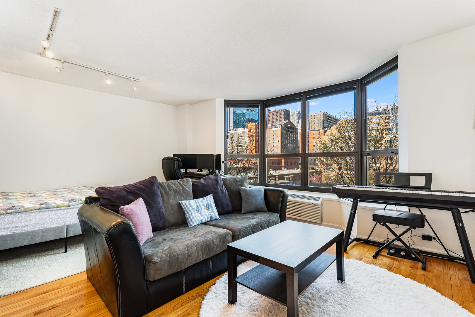 899 S Plymouth Court Unit: 310