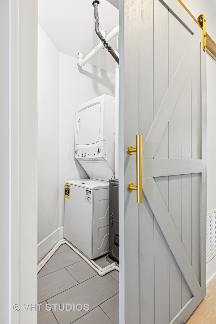 5333 N Kenmore Avenue Unit: 2N