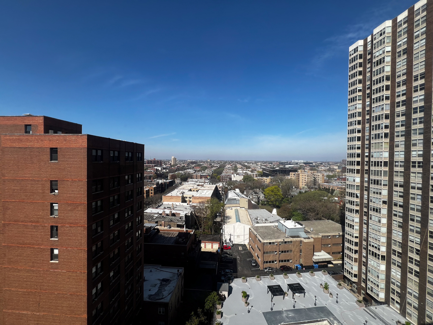 3420 N Lake Shore Drive Unit: 17LM